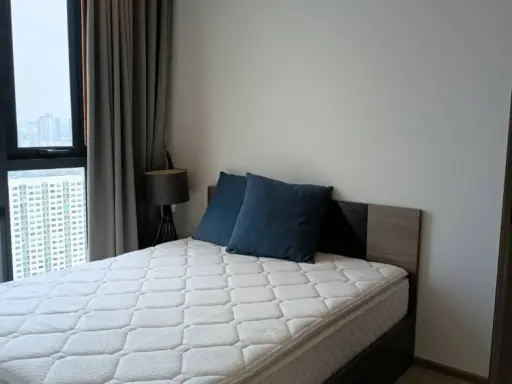 For rent: The Line Phahon-Pradipat, 39th floor, high floor, fully furnished, very livable. Book now!