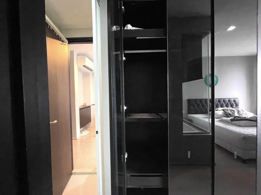 For rent: Rhythm Sukhumvit 44/1, ready to move in, 16th floor, beautiful view, great price, you'll regret it later.