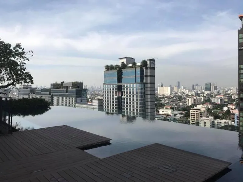 Condo for rent Haus 23 Ratchada-Ladprao, 18th floor, beautiful view, facing the road. Airy design, not uncomfortable. hurry up
