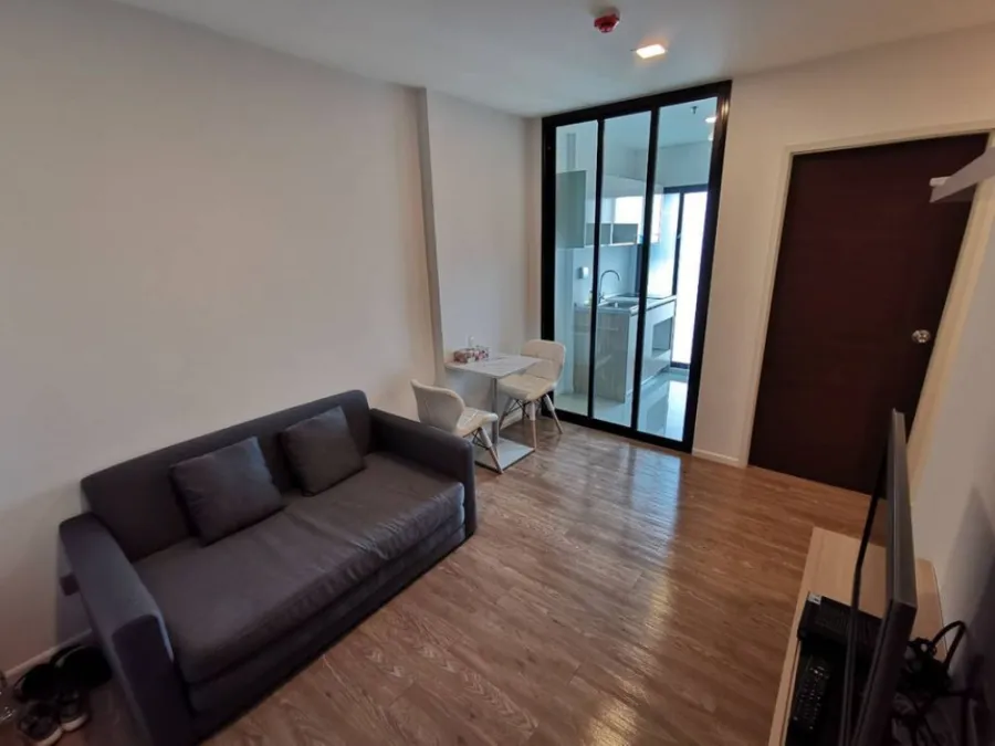 Condo for rent, Episod Phahon-Saphan Mai, 9th floor, beautiful room, complete electrical appliances. Rent now, don't wait.
