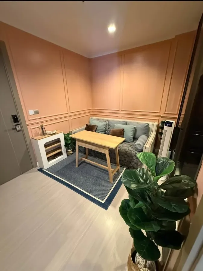 For sale rent Life Asoke Rama 9, ready to move in, complete facilities, hurry and book now.