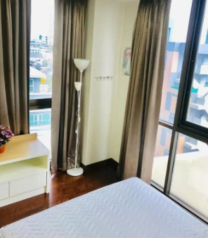 ขายคอนโด ideo sathorn-taksin ห้องมุมวิวเมือง แต่งสวยมาก เฟอร์ครบเครื่องใช้ไฟฟ้าจัดเต็ม พร้อมอยู่