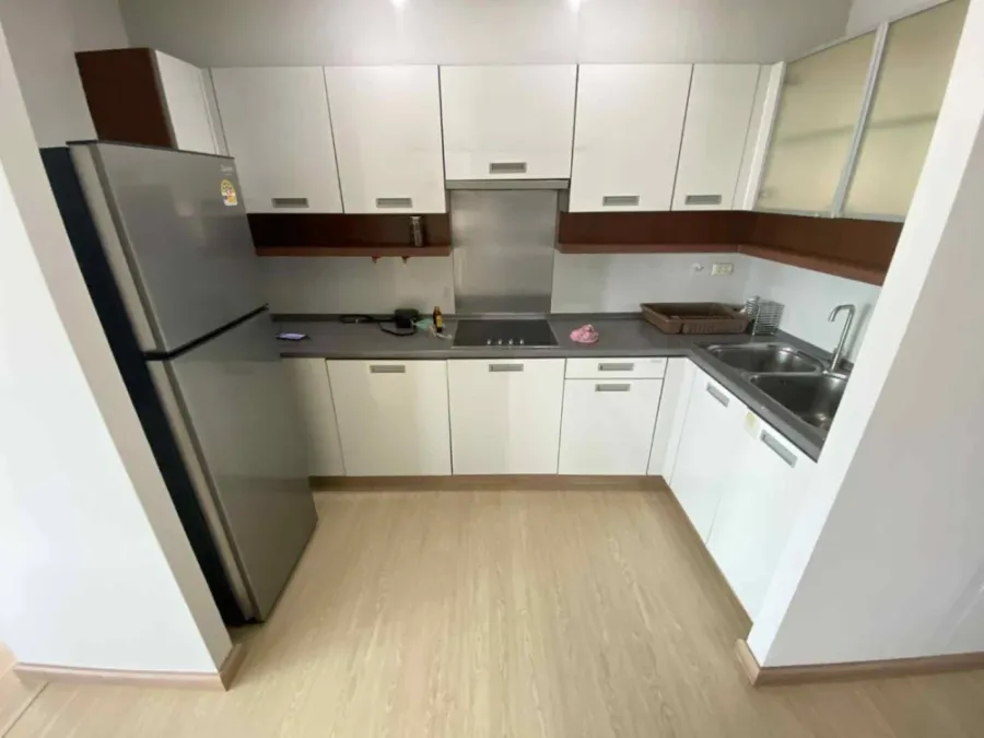 PREMIUM CONDO FOR RENT! Luxury Resort-Style 97 sq.m. Residence - 2 Bedrooms, Building 3 (6th Floor), Highly Private and Serene in the Heart of Ratchad