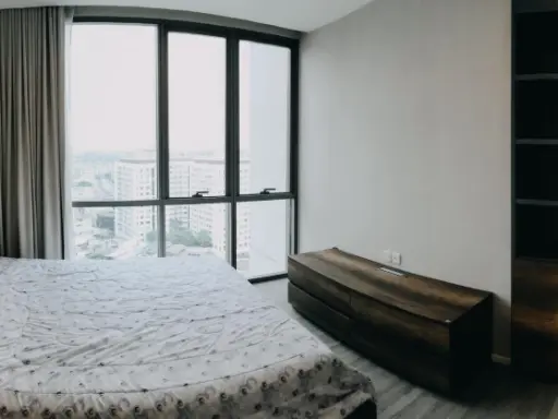 Condo for rent, The Room Sukhumvit 69, good location, near shopping center Meet every need. Don't miss it!!
