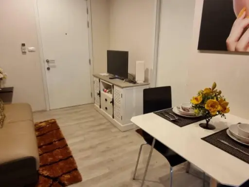 For sale: Plum Condo Central Station, Built-in, ready to reserve, ready to carry your bags and move in. Urgent.