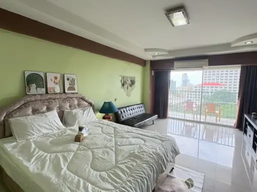 Sombat Pattaya Condotel for rent, spacious room with plenty of usable space, decorated in a theme, fully furnished, hurry and reserve now! images