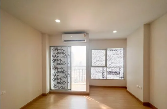 Condo for rent, Supalai Park, Talat Phlu Station, complete amenities, high view, hurry and reserve now.