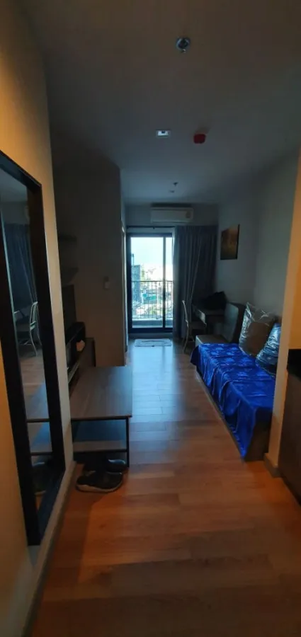 Condo for rent, Chapter One, Midtown, Ladprao 24, built-in room, wooden floor, fully furnished, ready to move in. Hurry up to reserve.