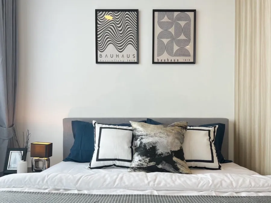 For rent Chewathai Kaset Nawamin, bright, comfortable room. Fully decorated with furniture and electrical appliances ready to use.