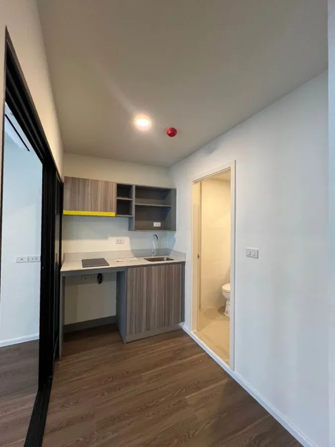 Condo for sale: The Origin Ramintra 83 Station, large room, ready to move in, built-in furniture, hurry up and reserve it now.