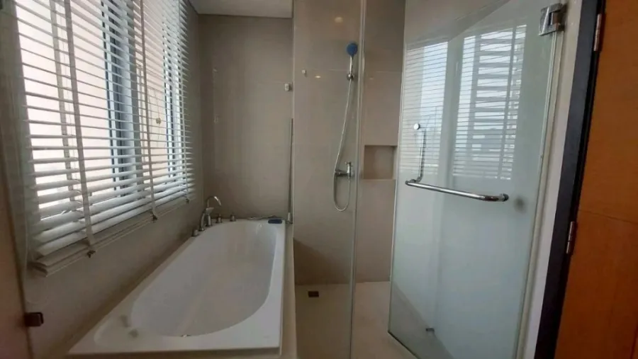 ให้เช่า Villa Sathorn ชั้น 17 วิวสวย โล่ง แต่งครบ น่าอยู่ สนใจจองเลย ด่วนๆ