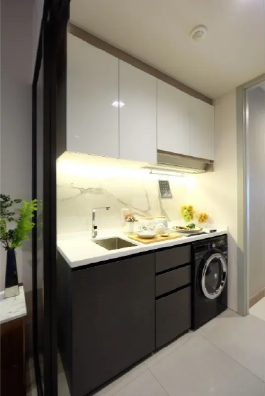 ขายดาวน์ คอนโด ปีติ เอกมัย ห้องชั้นสูง วิวดีที่สุด หันหน้าไปทางถนนสุขุมวิท พร้อมเฟอร์นิเจอร์ ด่วน