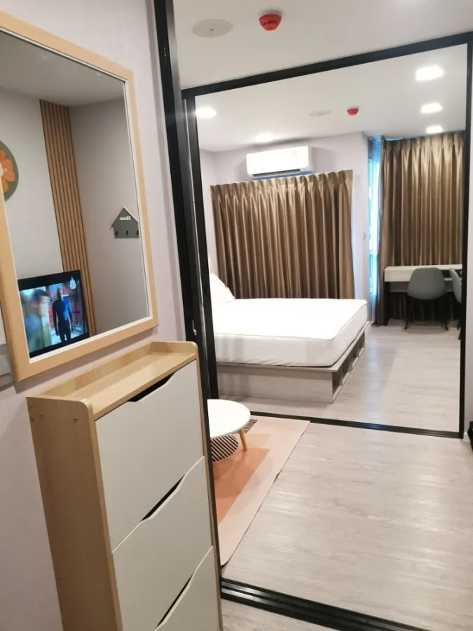 For rent: Cave Eva, beautifully decorated room, complete with furniture and electrical appliances. Ready to move in, reserve now before it's gone.
