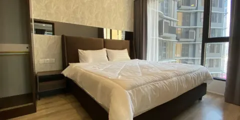 ให้เช่า Condo ideo mobi Asok ห้องกว้างอยู่สบาย โซฟาใหญ่น่านอน สะดวกครบจบที่นี่ อย่ารีรอรีบจองเลย