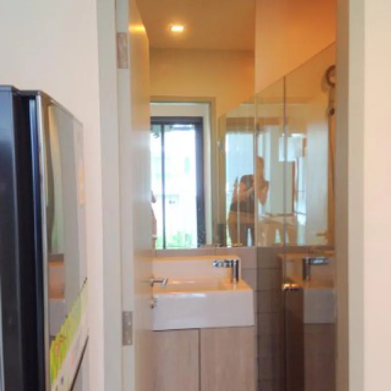 Ideo Mobi Rama 9 for rent the right room at the price you are satisfied. Comes with full facilities. Book now.