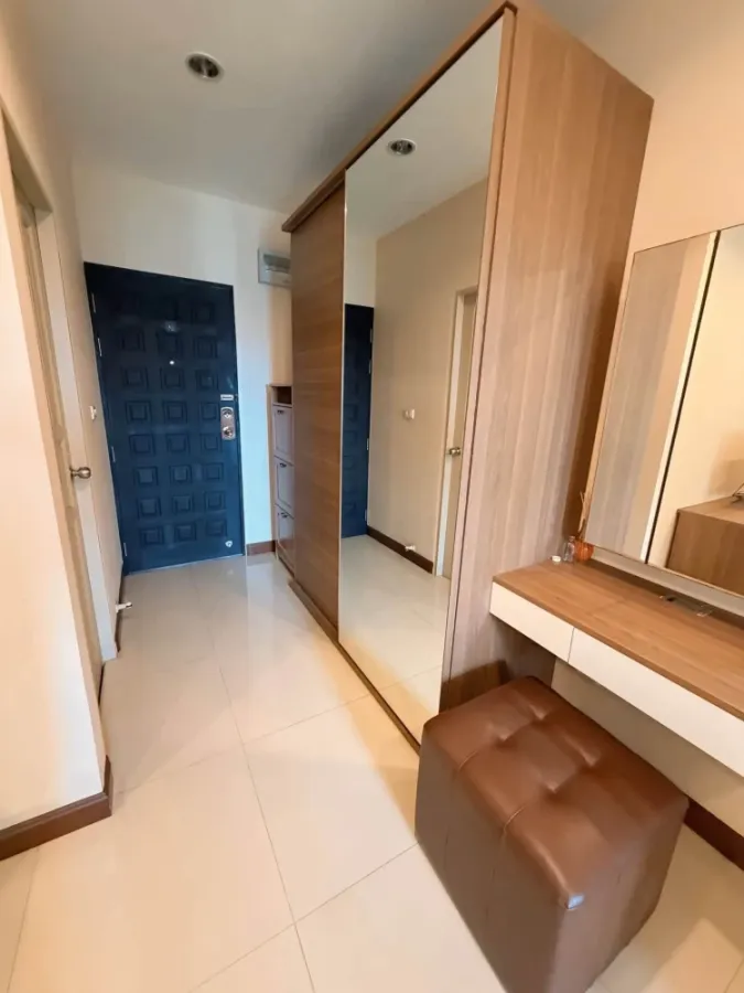Country Ville Resort Condominium for rent. Corner unit offering privacy. Fully furnished. Book now!