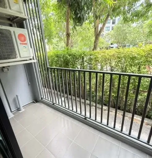 For rent: dcondo Hideaway Rangsit, a nice room on the 1st floor, great location, convenient transportation, fully furnished. Book now!