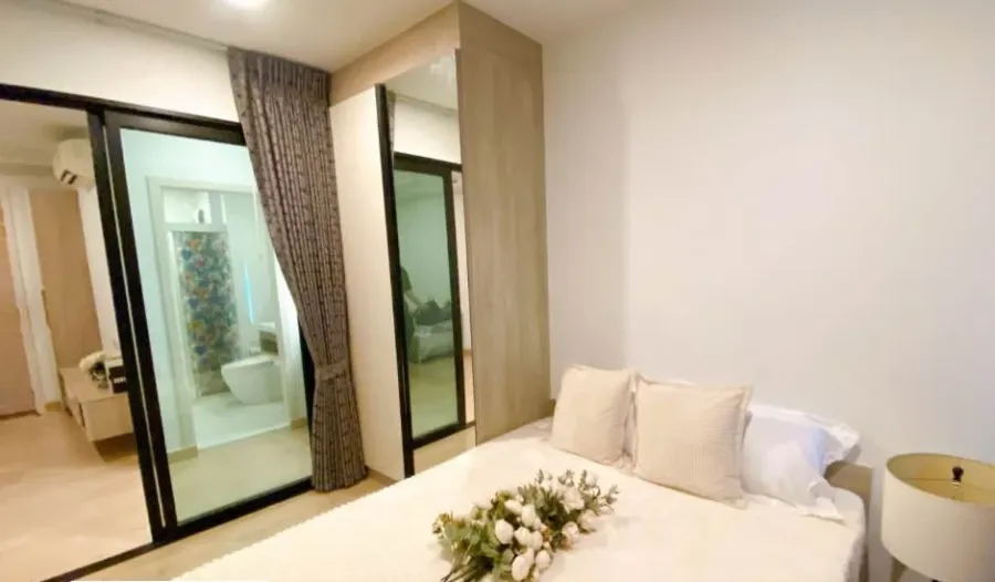 For sale: Knightsbridge Tiwanon, 1-bedroom unit. Beautiful unit, immaculate condition, fully furnished. Book now!