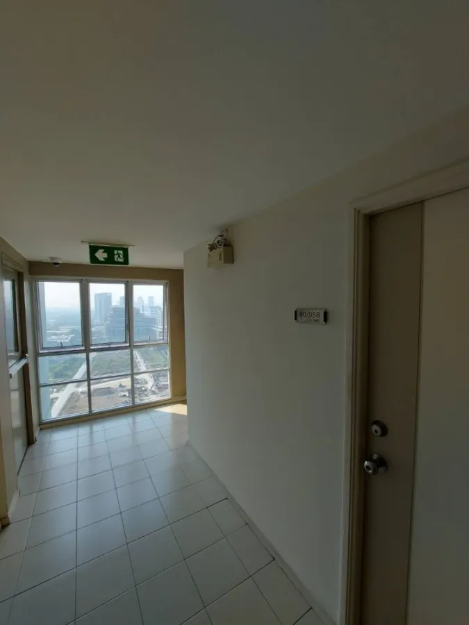 Lumpini Mega Bangna for sale with tenants, separated rooms. With wallpaper Don't miss out on booking now.
