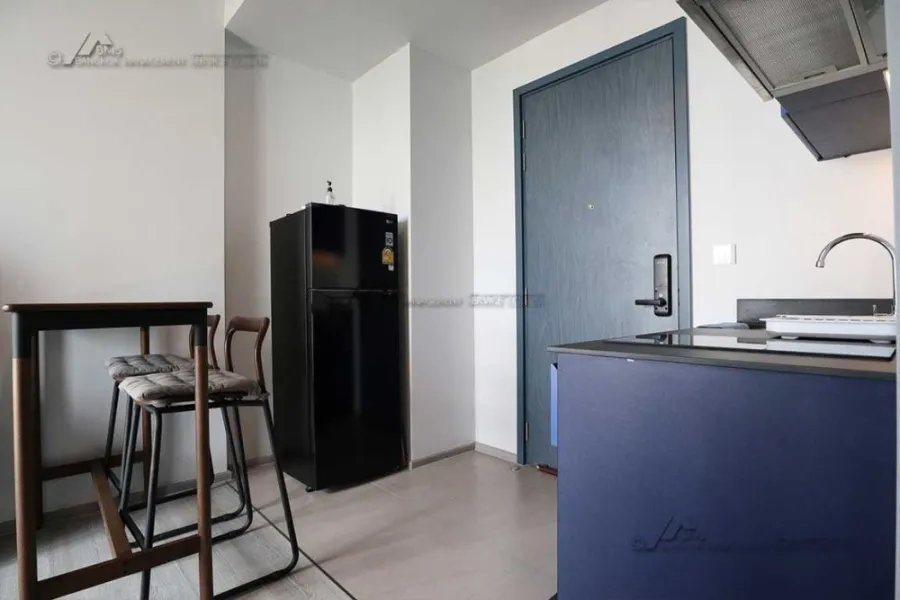 For rent!! Condo XT Ekkamai, 11th floor, ready to move in room You can only come in and move in. Don't miss out. Hurry up and book now!!
