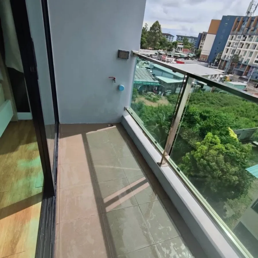 Dusit Grand Park for sale, a lovely room, fully furnished, comes with a great common area. Hurry and reserve now!