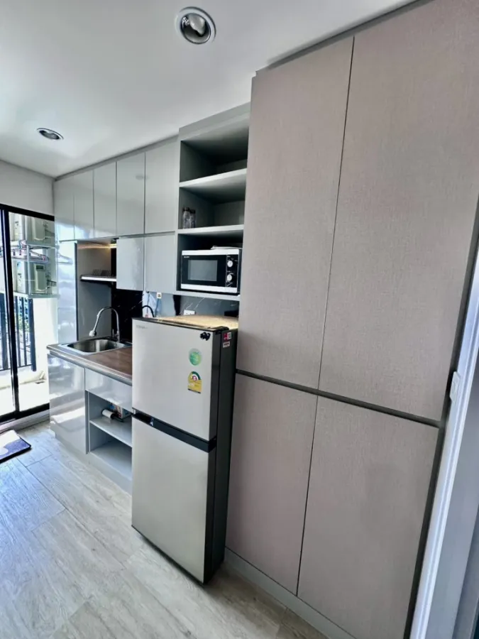 ขาย Hi Condo Sukhumvit 93 ห้องหัวมุม หัวเตียงไม่ติดห้องอื่น หลังบ้านไม่โดน block view ตกแต่งครบ จองเลย