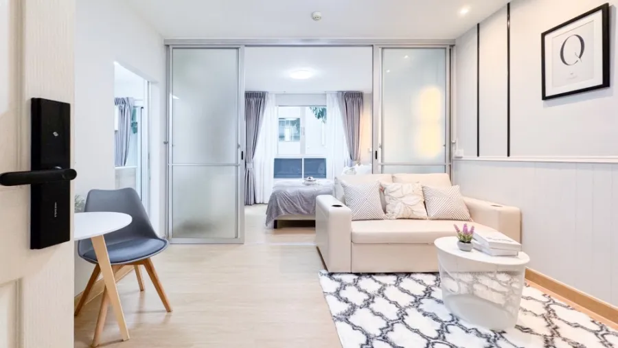ขาย ดีคอนโด อ่อนนุช - พระราม 9 ชั้น 2 ห้องแต่งสวยน่าอยู่ พร้อมเฟอร์นิเจอร์ครบ อย่ารอช้า