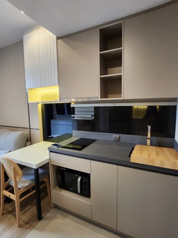 ขาย ให้เช่า โอกะ เฮ้าส์ สุขุมวิท 36 ห้อง Built-in ตกแต่งอย่างดี เฟอร์และเครื่องใช้ไฟฟ้าครบ รีบจองจ้า