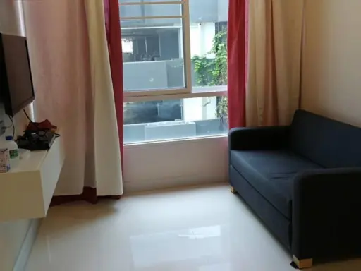 Condo for rent, The Sky Sukhumvit, 5th floor, Building A, near BTS, convenient transportation, ready to move in. If interested, contact urgently!!