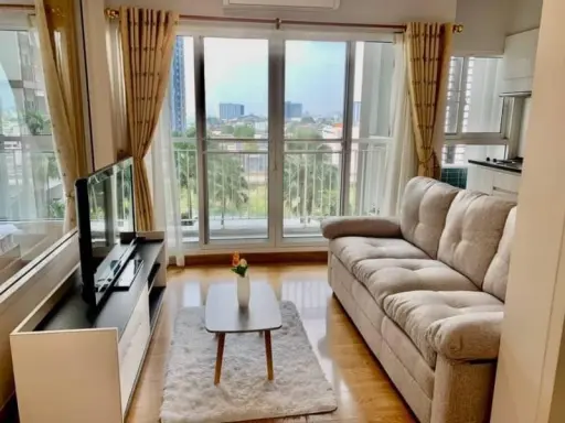 Condo for rent, The Parkland Grand Taksin, nice room, wide size, fully furnished, 9th floor, good price, hurry to book images
