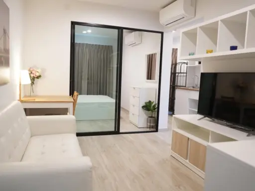 ให้เช่า ไฮ ลาดพร้าว 130 ห้องนอนวิวสระว่ายน้ำสุดชิล มีเครื่องซักผ้าพร้อมใช้งาน ราคานี้ต้องรีบแล้ว images