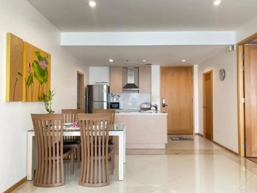 Quick sale!! Condo Empire Place Sathorn-Narathiwat, 24th floor, 2 bedrooms, fully furnished, ready to move in. Book now!!