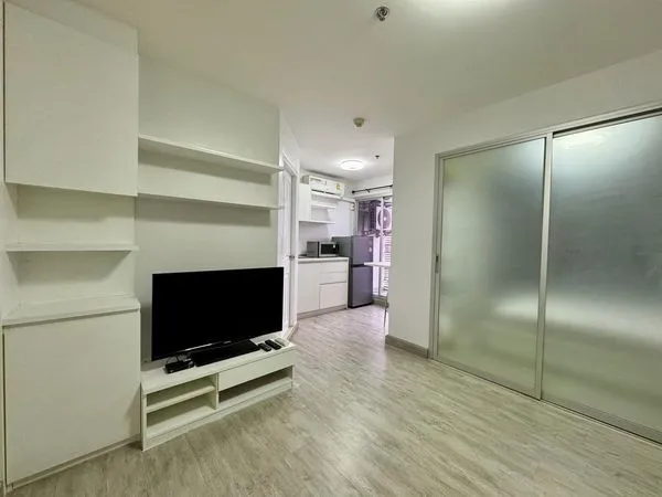 ปล่อยเช่า The Trust Residence Pinklao ชั้น 9 1 นอน 1 น้ำ มาพร้อมเฟอร์ Buit-In เพียบ จองเลย