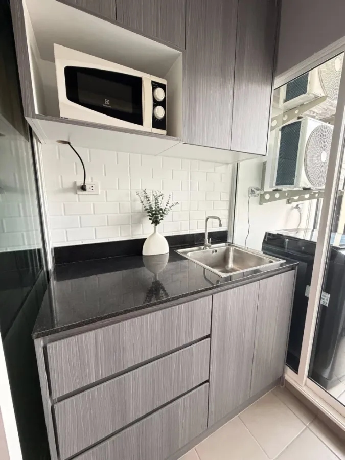 Regent Home Bangna for rent, with excellent electrical appliances, fully furnished, beautiful and stunning. If you don't reserve, you'll miss out!
