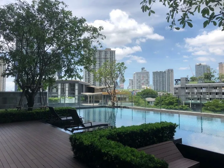 ให้เช่า The Base Park West ห้องแต่งน่าอยู่ สิ่งอำนวยความสะดวกครบ ราคาอย่างโดน มาจับมาจองได้แล้ววันนี้