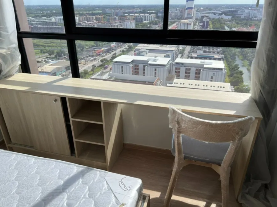 For Rent Common TU ชั้น 20 วิวเมือง เฟอร์นิเจอร์ครบพร้อมอยู่ มีเครื่องซักผ้าด้วยนะ รีบจองเลยจร้า