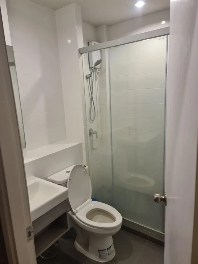 For sale rent: Common TU, 2 bedrooms, 24th floor, fully furnished, ready to move in, book now, don't wait.