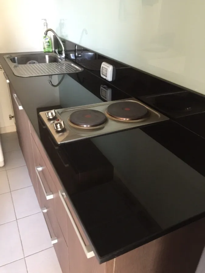 For rent, Chewathai Ratchaprarop, 16th floor, fully furnished and electrical appliances. You can carry your bag and move in.