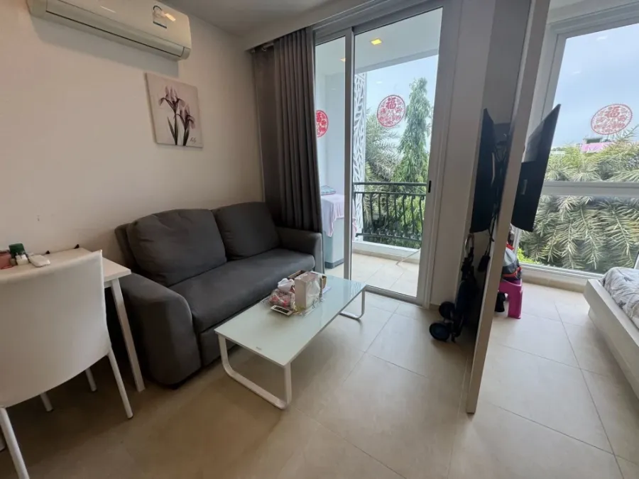 Condo for sale, City Garden Olympus (South Pattaya), 1 bedroom, 1 bathroom, city view, with built-in furniture, must book.