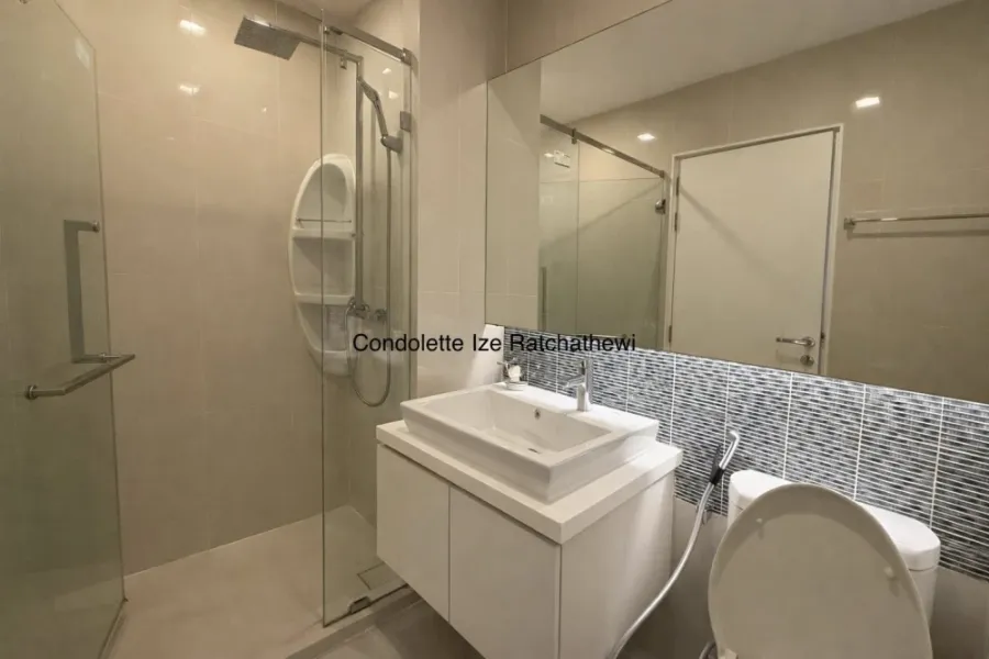 ให้เช่า CondoLette Ize Ratchatewi 1 ห้องนอน 1 ห้องน้ำ เฟอร์และเครื่องใช้ไฟฟ้าครบครัน รีบจองเลยจ้า
