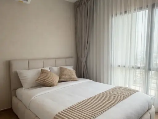 Condo for rent at Metris Rama 9-Ramkhamhaeng. Fully furnished and equipped with appliances. Just bring your suitcase and move in! images