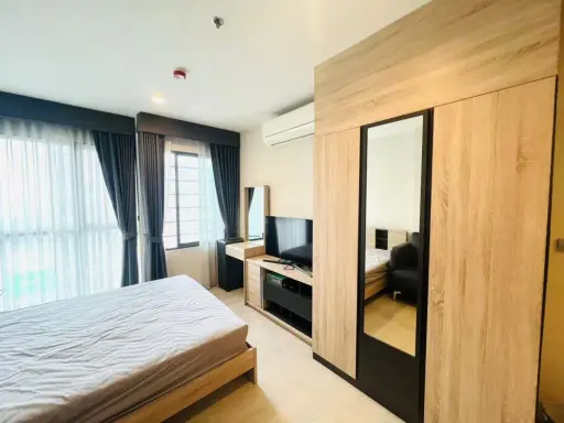ขาย RHYTHM Asoke 2 ห้องชั้นสูงน่าอยู่ เฟอร์พร้อม เครื่องใช้ไฟฟ้าครบ จองเลย+++