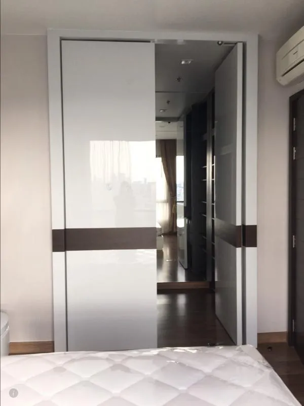 Rent Ivy Ampio Condo, Dover room, very fully furnished, come on.