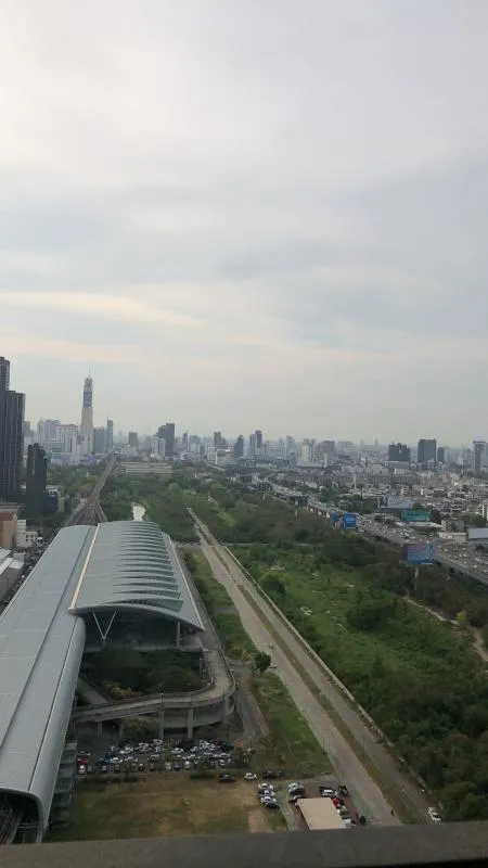 ให้เช่า คอนโด Life asoke ชั้น34 อยู่ฟรี1เดือน