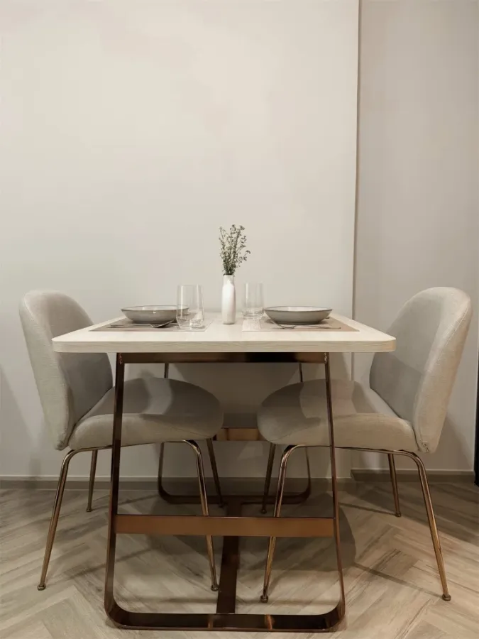 Chapter Thonglor 25 for rent, spacious room with plenty of usable space, fully furnished. Don't miss out on this great deal!