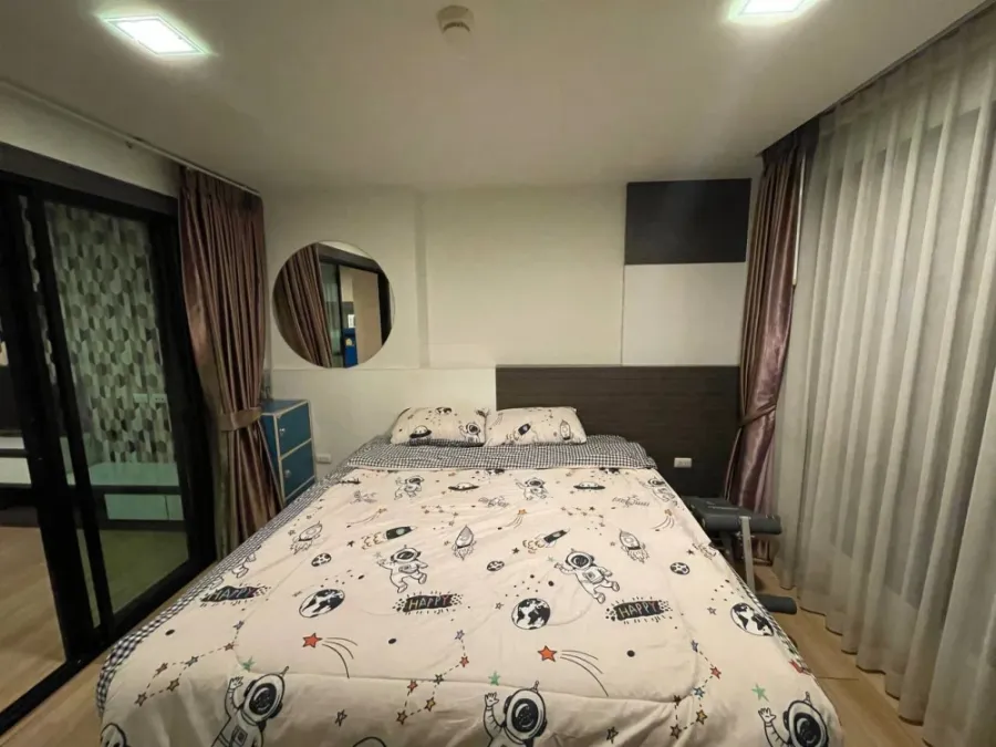 ให้เช่า Living Avenue Bangsaen ห้องชั้น 8 ติดวอลเปเปอร์อย่างดี สิ่งอำนวยความสะดวกครบครัน จองด่วน