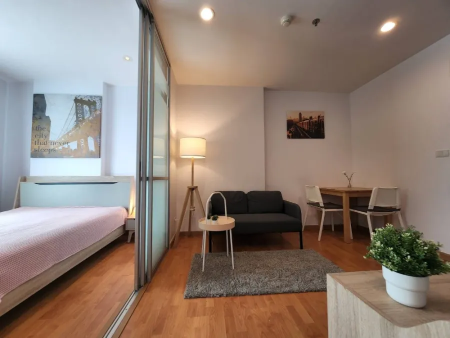 Condo for rent, The President Sathorn-Ratchaphruek. Fully furnished and electrical appliances, ready to move in.