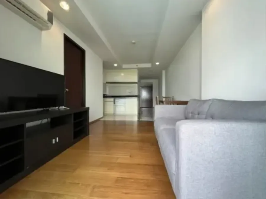 Selling a unit at The Line Phahonyothin Park, 31st floor, North facing. Enjoy stunning city views from a high vantage point. The unit stays cool all d