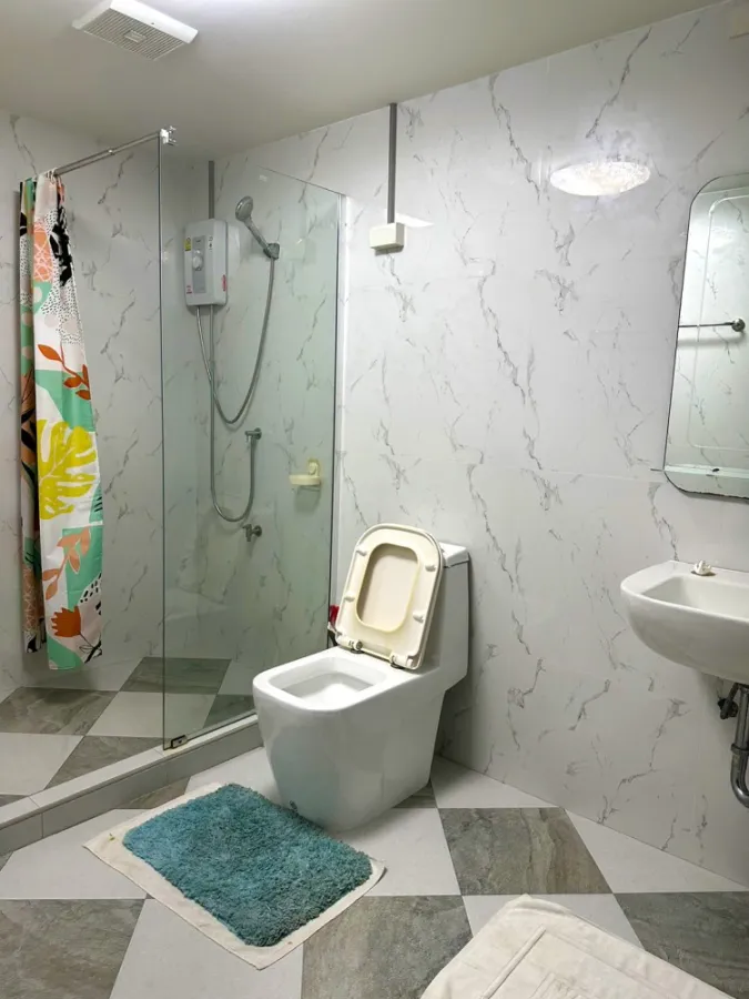 For rent, Park Beach (North Pattaya), 16th floor, great sea view, spacious room, plenty of usable space, don't miss it.
