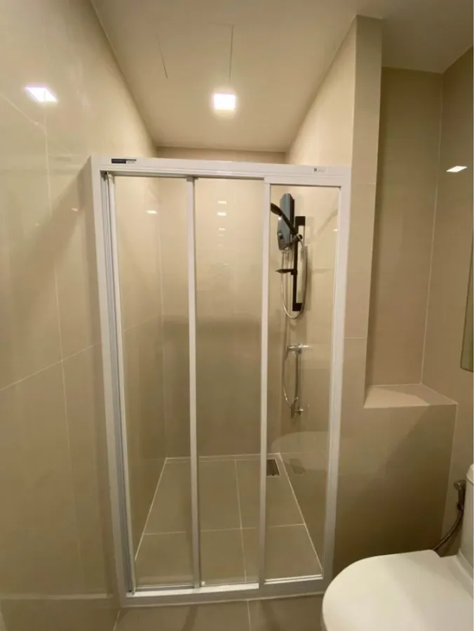 For rent!! Condo Modiz Sukhumvit 50, 17th floor, Building B, fully furnished, ready to move in. Don't miss it!!